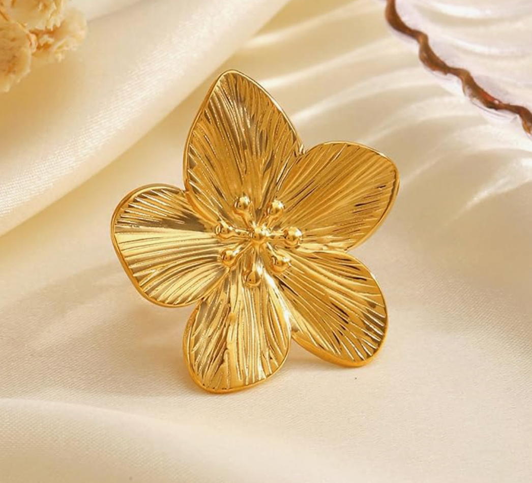 Bold Blossom Ring