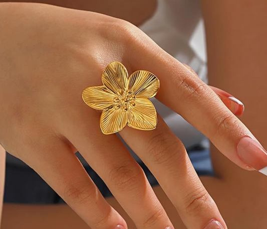 Bold Blossom Ring