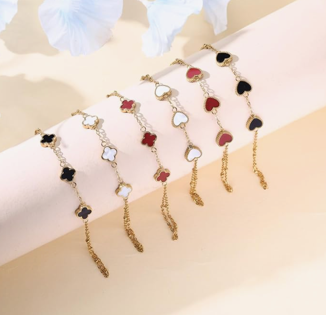 Clover Hand Chain