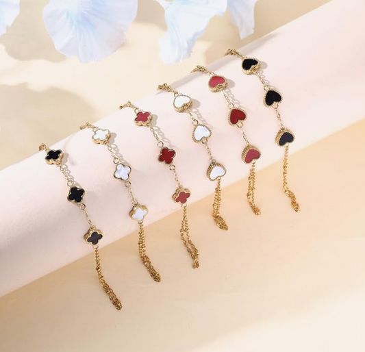 Clover Hand Chain