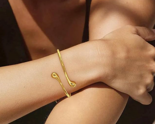 Thin Teardrop Cuff